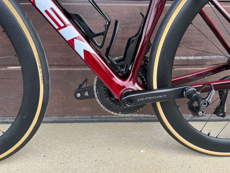 Used Trek Madone SLR 7 Gen 8 2025 Road & Gravel, Rot — image 12 of 14
