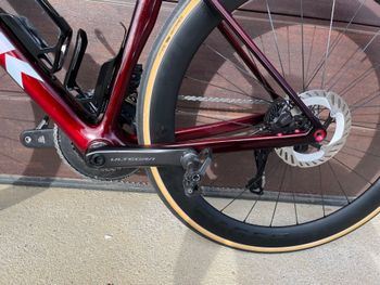 Used Trek Madone SLR 7 Gen 8 2025 Road & Gravel, Rot — image 7 of 14