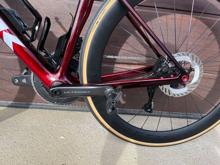 Used Trek Madone SLR 7 Gen 8 2025 Road & Gravel, Rot — image 7 of 14