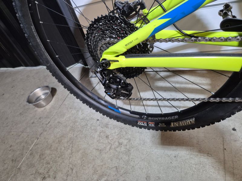Used Trek Top Fuel 9 2016 2016 Mountainbike, Orange, 27.5, 29 — image 11 of 12