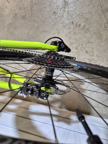 Used Trek Top Fuel 9 2016 2016 Mountainbike, Orange, 27.5, 29 — image 7 of 12