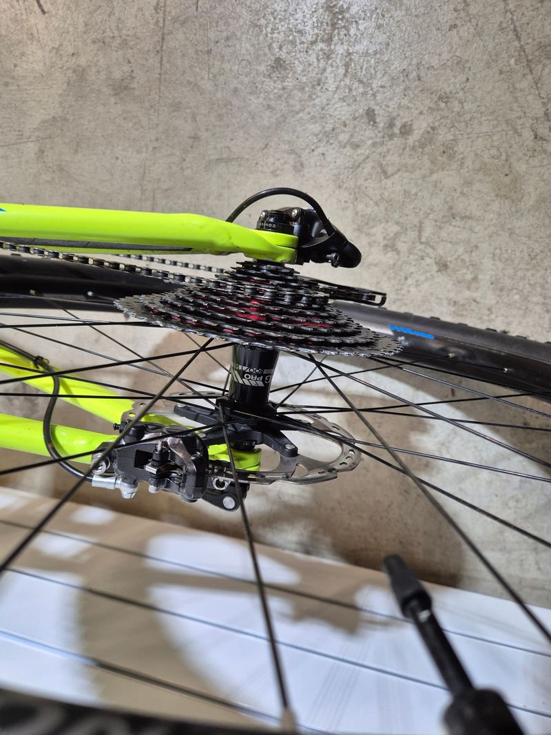 Used Trek Top Fuel 9 2016 2016 Mountainbike, Orange, 27.5, 29 — image 7 of 12