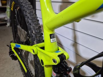 Used Trek Top Fuel 9 2016 2016 Mountainbike, Orange, 27.5, 29 — image 10 of 12