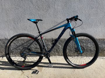 Gebrauchtes CUBE REACTION C:62 SL 2018 2018 Mountainbike, Schwarz, 29 — Bild 1 von 7