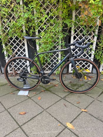 Used Scott Addict SE 2021 2021 Road & Gravel, Black — image 1 of 7