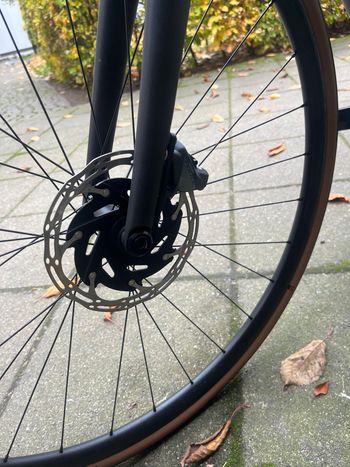 Used Scott Addict SE 2021 2021 Road & Gravel, Black — image 6 of 7