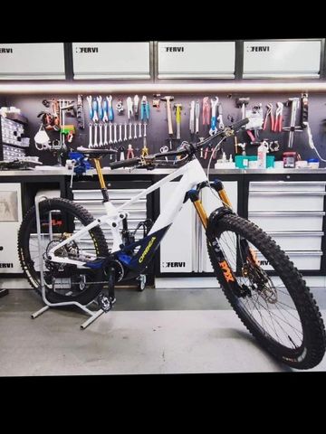 Brugt Orbea WILD M10 20mph 2023 2023 Mountainbike — billede 2 af 4