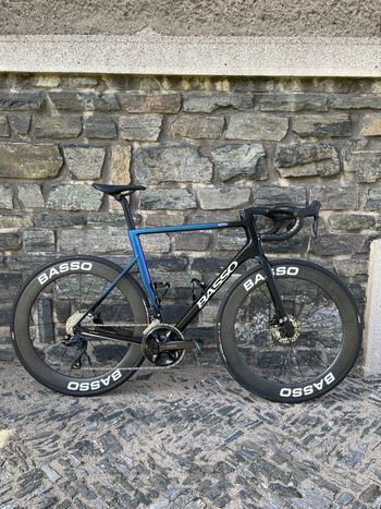 Used Basso 105 Di2 2024 Road & Gravel, Blue — image 3 of 4