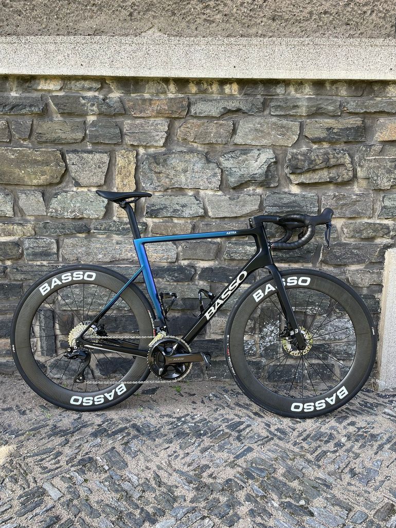 Used Basso 105 Di2 2024 Road & Gravel, Blue — image 3 of 4