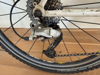 Used Rocky Mountain Blizzard 2003 Mountainbike, White — image 7 of 11