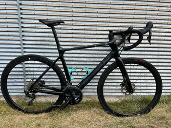 Used Bianchi Infinito for sale | 70% off new | buycycle