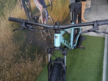 Used Trek Marlin 4 2026 Mountainbike, Blue — image 2 of 3