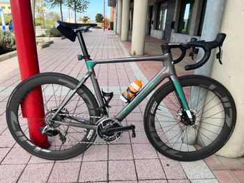 Wilier, Filante SRAM Red eTap AXS