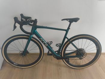 Used ARC8 Eero 2023 Road & Gravel, Green — image 2 of 3