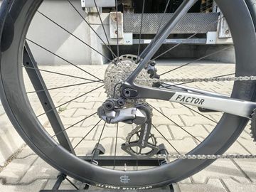 Used Factor O2 Shimano Ultegra Di2 2023 Road & Gravel, Blue — image 11 of 13