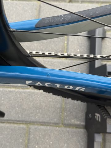 Used Factor LS - SRAM Rival 2023 Road & Gravel, Blue — image 13 of 19