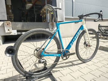 Used Factor LS - SRAM Rival 2023 Road & Gravel, Blue — image 5 of 19