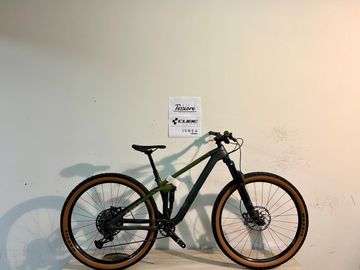 Used Cube Stereo One22 TM 2023 Mountainbike, Green — image 1 of 14