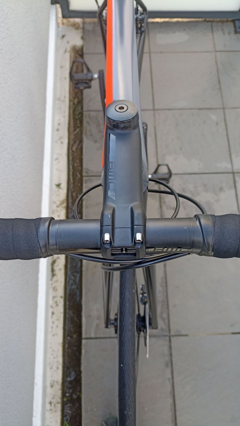 Used BMC TEAMMACHINE SLR02 DISC TWO 2018 2018 Road & Gravel — image 3 of 8