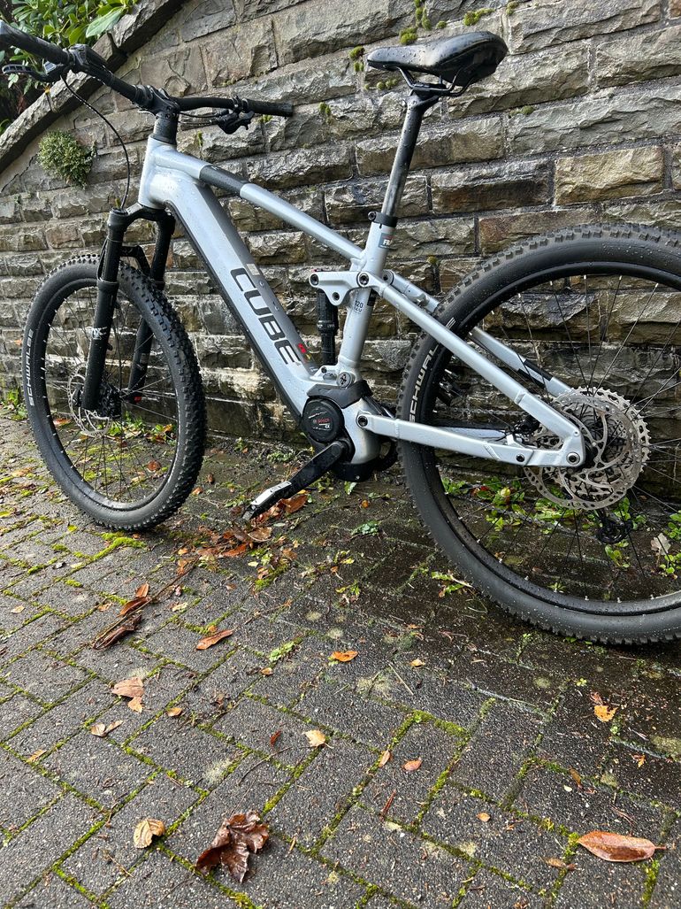 Used CUBE STEREO HYBRID 120, RACE 750 2024 2024 Mountainbike, Grigio chiaro — image 1 of 3