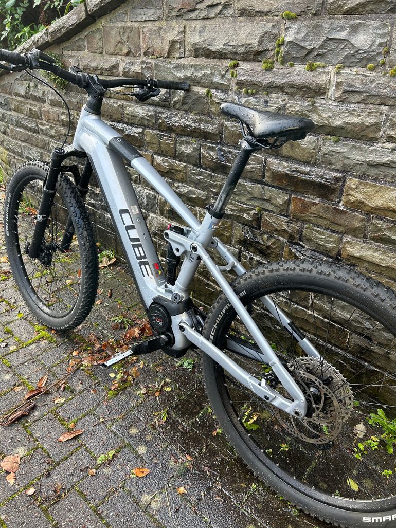 Used CUBE STEREO HYBRID 120, RACE 750 2024 2024 Mountainbike, Grigio chiaro — image 2 of 3