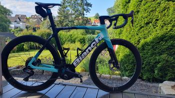 Used Bianchi Oltre - Ultegra Di2 2023 2023 Road & Gravel, Grün — image 3 of 3