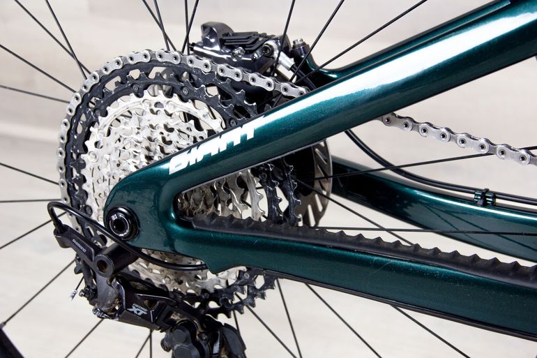 Used Giant Giant Trance X Advanced 2025 Mountainbike, Green — image 8 of 24