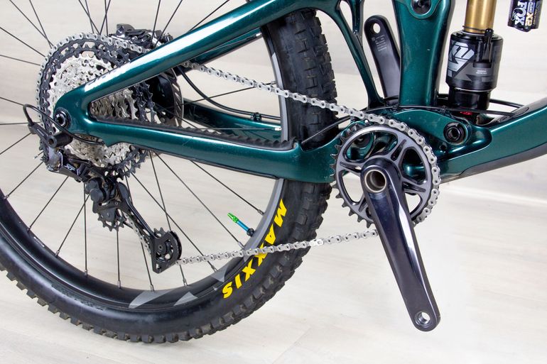 Used Giant Giant Trance X Advanced 2025 Mountainbike, Green — image 7 of 24