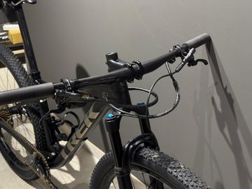 Brugt Trek SUPERCALIBER GEN 1 2022 Mountainbike — billede 5 af 6