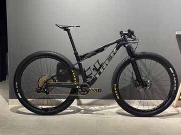 Brugt Trek SUPERCALIBER GEN 1 2022 Mountainbike — billede 1 af 6