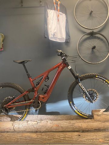 Specialized Turbo Kenevo Expert 2023 MTB usato