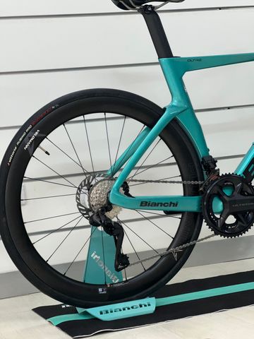 Brugt Bianchi Oltre Comp Ultegra 2025 Road & Gravel — billede 4 af 6