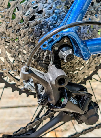 Used Trek 9 2022 Mountainbike, Blue, 29 — image 5 of 10