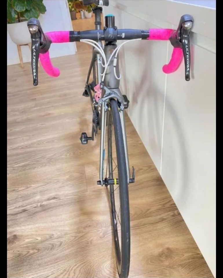 Used Trek Sl 6 W 2018 Road & Gravel, Light Gray — image 5 of 5
