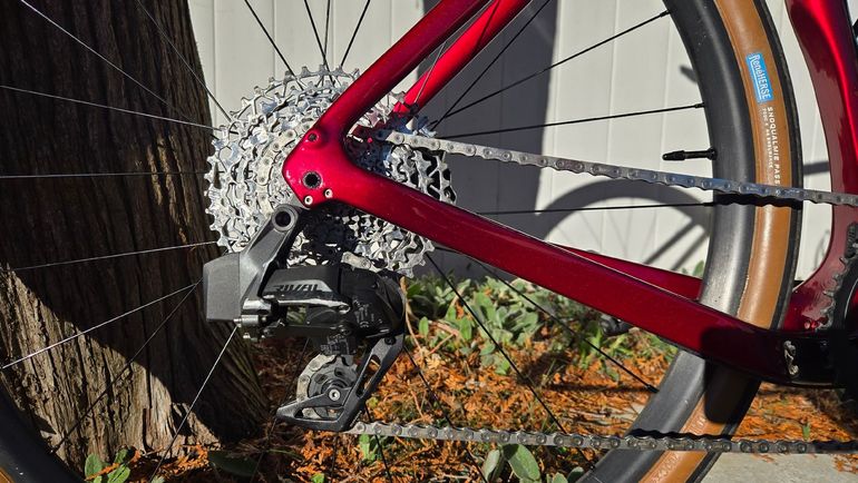 Used Trek Checkpoint SL 6 eTap 2023 2023 Road & Gravel, Red — image 3 of 5