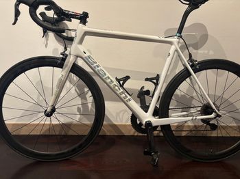 Used Bianchi Specialissima Shimano Ultegra Di2 2015 Road & Gravel, White — image 2 of 9