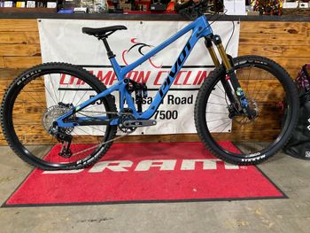 Used Pivot Switchblade Sram Eagle Transmission GX 2023 MTB