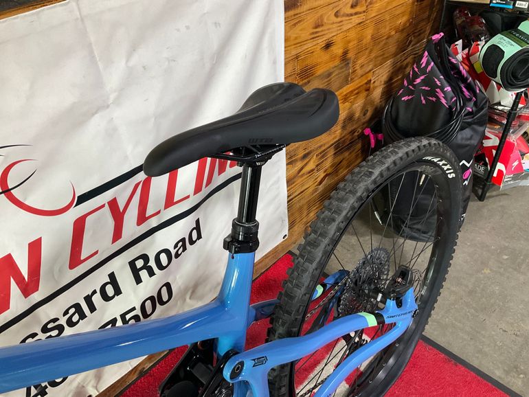 Used Pivot Switchblade Sram Eagle Transmission GX 2023 Mountainbike, Blue — image 4 of 4
