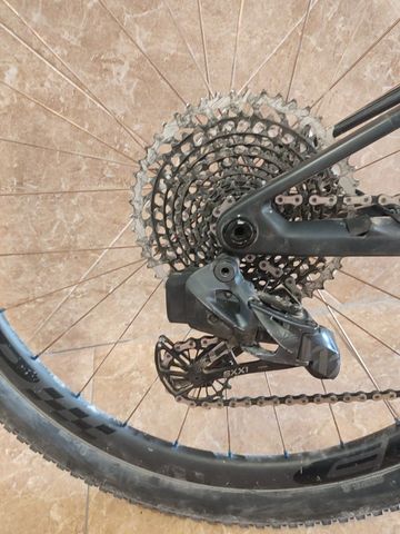 Brugt Orbea Oiz SRAM XX1 Eagle AXS 2025 Mountainbike — billede 15 af 22