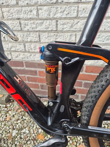 Używany CUBE STEREO 120 HPC SL 2017 2017 Mountainbike — zdjęcie 6 z 11