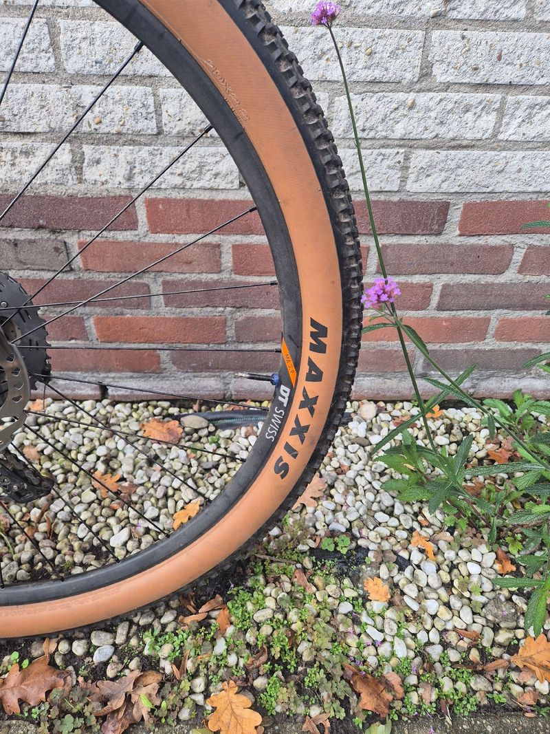 Używany CUBE STEREO 120 HPC SL 2017 2017 Mountainbike — zdjęcie 4 z 11