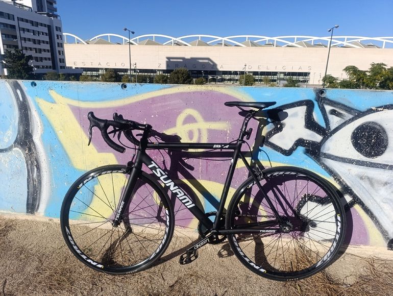Used 6KU Tsunami Snm 100 2025 Road & Gravel, Black — image 1 of 6