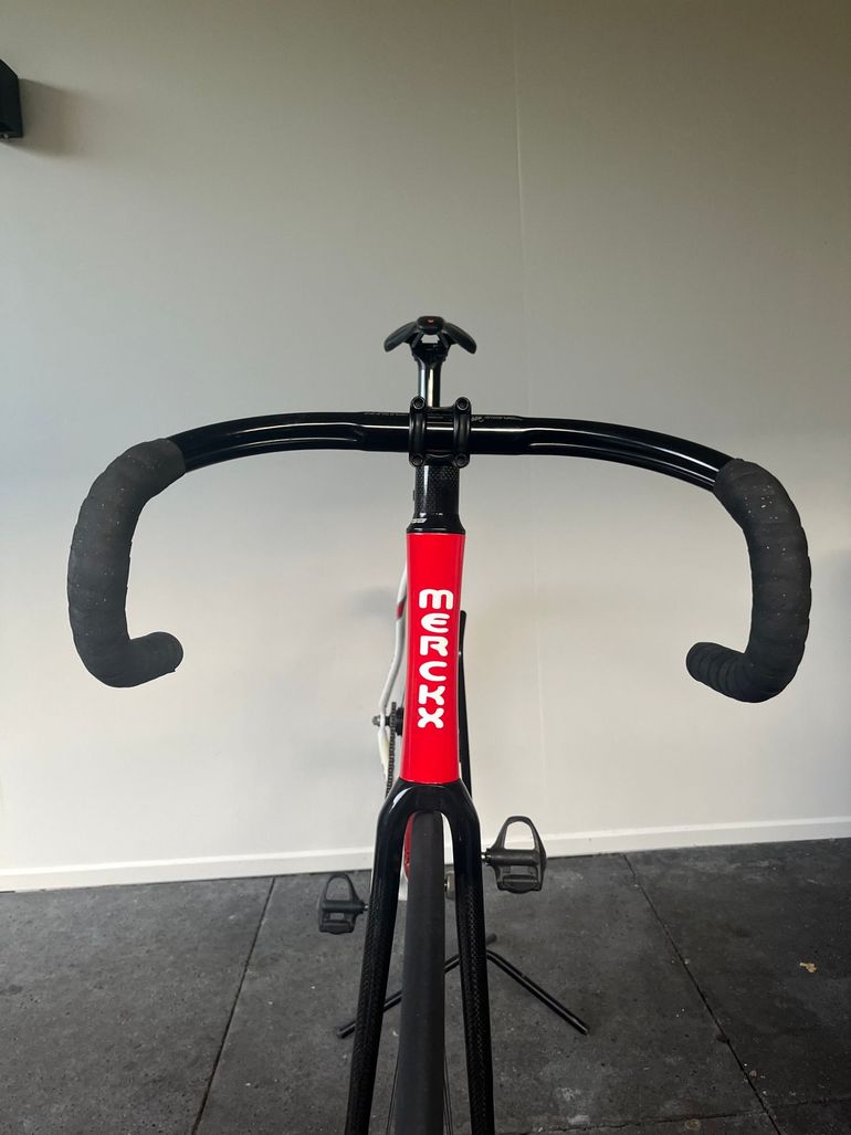 Used Eddy Merckx Baanfiets 2022 Road & Gravel, Red — image 2 of 3
