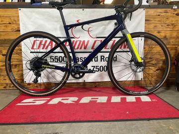 Used BMC URS TWO 2023 2023 Road & Gravel