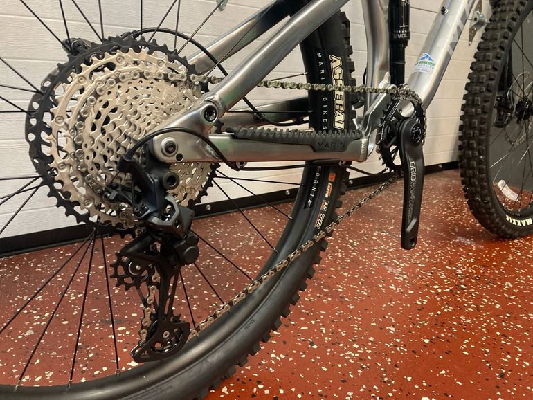 Used Marin Rift Zone 27.5 3 2022 2022 Mountainbike, Light Gray, 27.5 — image 3 of 5