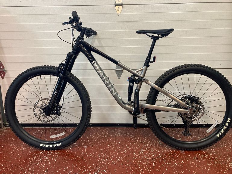 Used Marin Rift Zone 27.5 3 2022 2022 Mountainbike, Light Gray, 27.5 — image 2 of 5