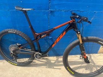 Używany KTM SCARP MT EXONIC 2023 2023 Mountainbike — zdjęcie 2 z 16