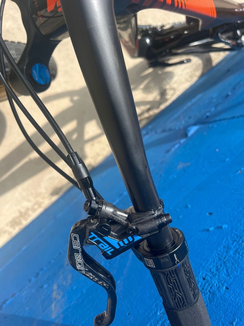 Używany KTM SCARP MT EXONIC 2023 2023 Mountainbike — zdjęcie 9 z 16