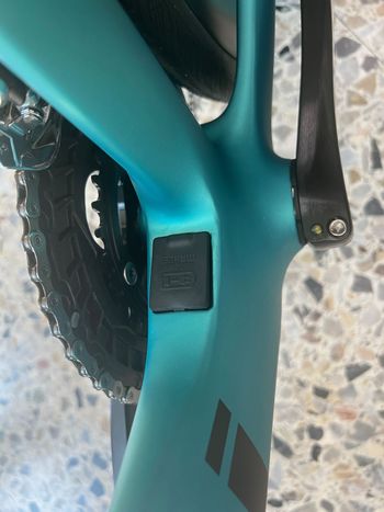Used Bianchi E-Oltre 105 12v 2025 2025 Road & Gravel — image 9 of 11