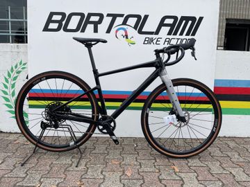 Używany BMC URS THREE 2024 2024 Road & Gravel